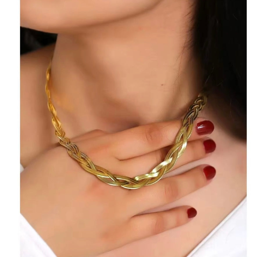 18k gold plated triple chain necklace