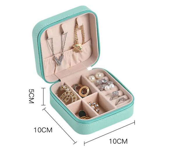 Mini portable jewellery leather organizer